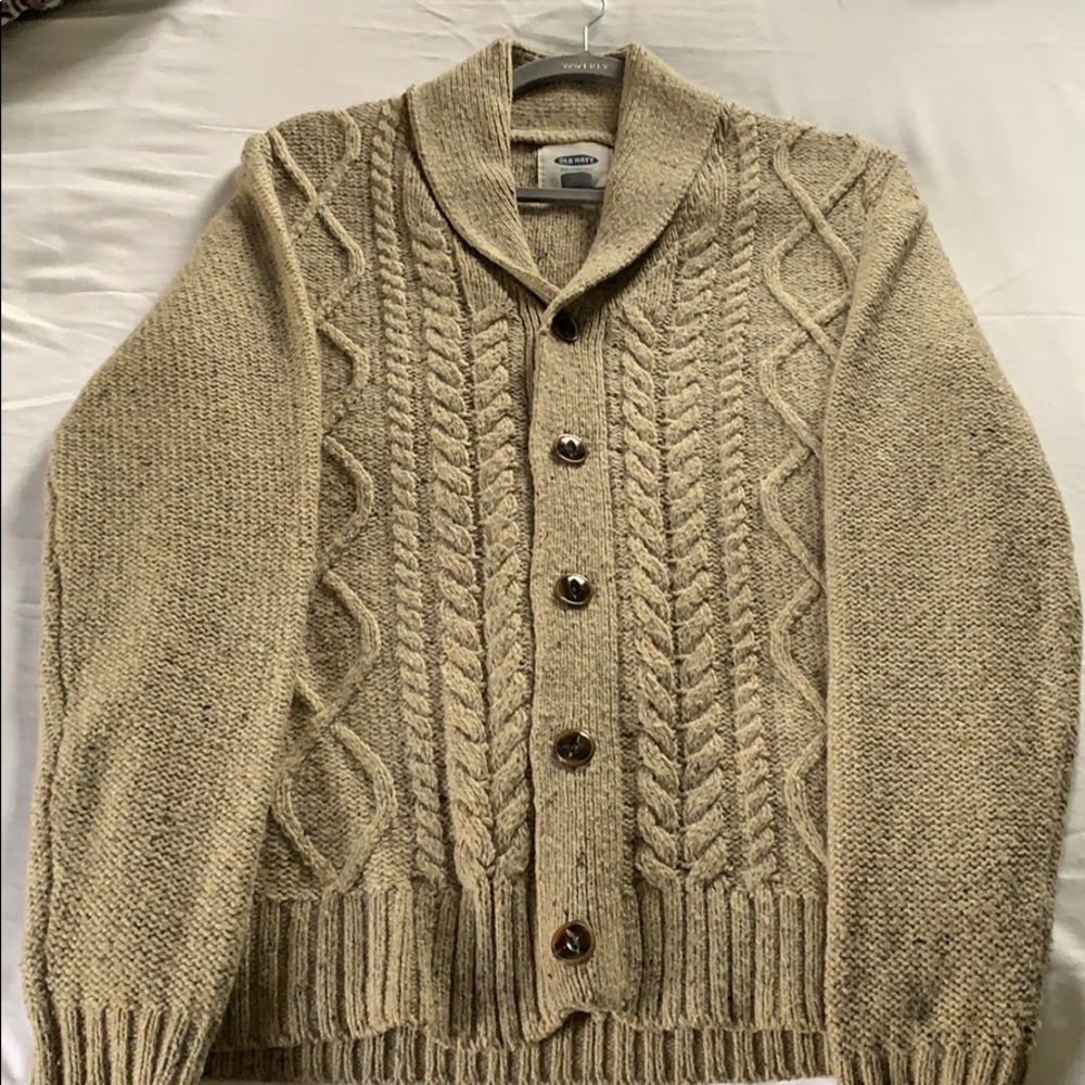Old navy sweater